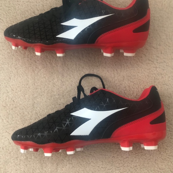 Diadora 288660 Blaze Men’s FG Black & Red Football Soccer boots - Size 8.5 US - Picture 2 of 7